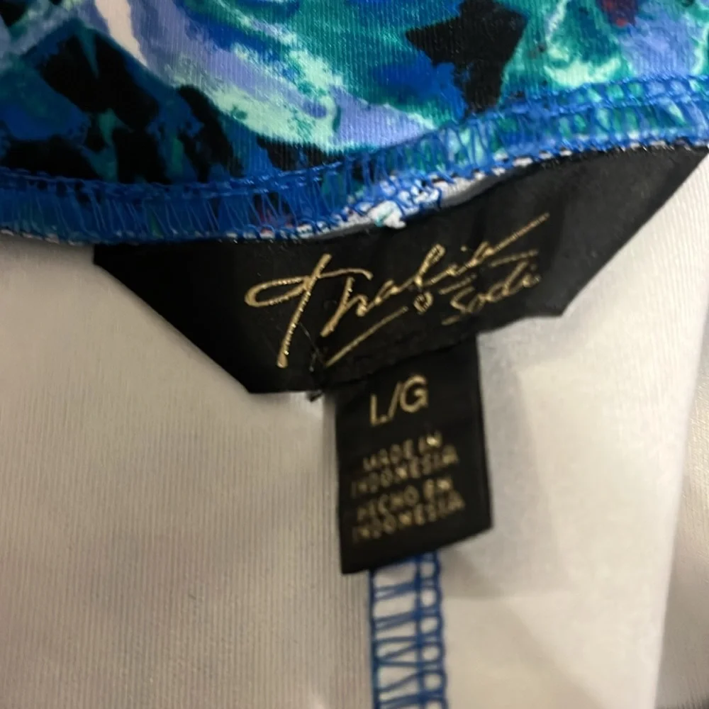 Thalia Sodi scuba Vibrant Abstract Pencil Skirt. Size L - Picture 3 of 4